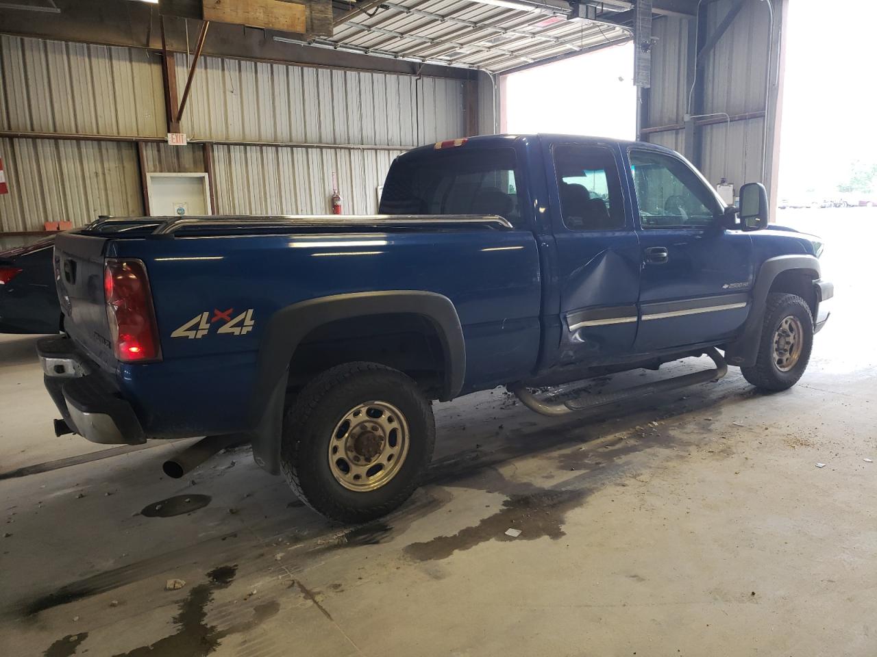 2003 Chevrolet Silverado K2500 Heavy Duty VIN: 1GCHK29U43E167001 Lot: 59464484