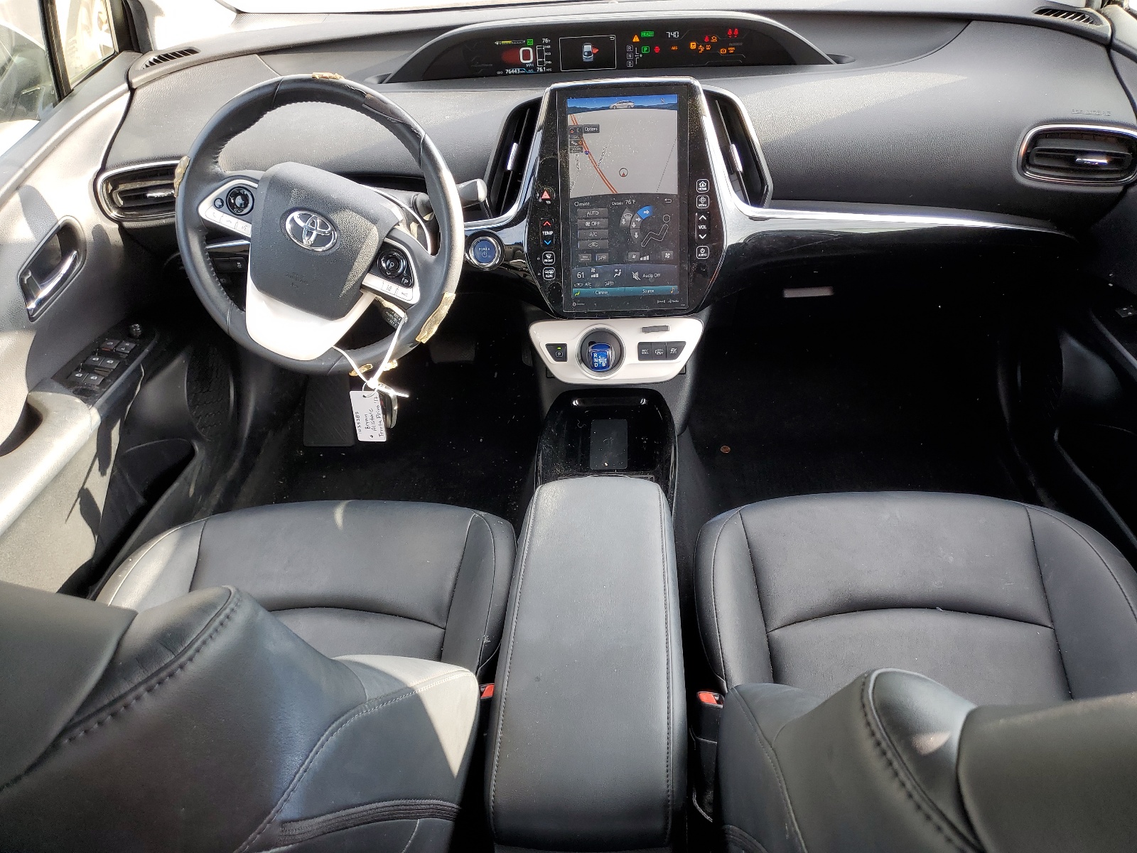 JTDKARFP3H3056670 2017 Toyota Prius Prime