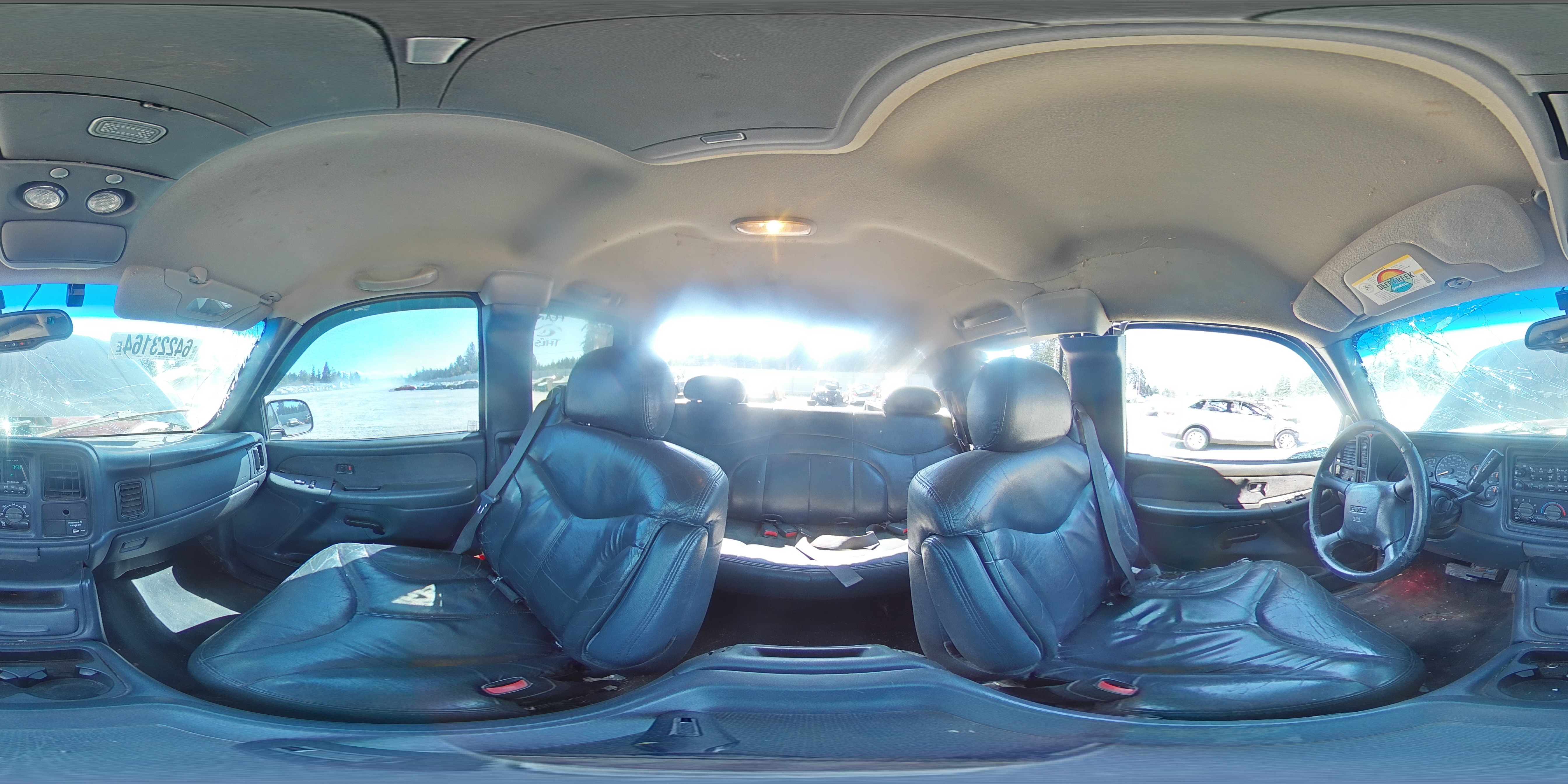 2001 GMC New Sierra K2500 VIN: 1GTGK29U21Z215144 Lot: 64223164