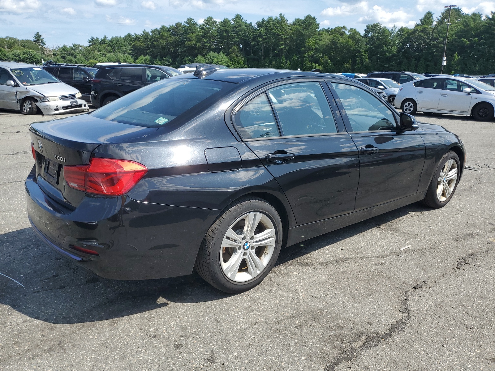 2016 BMW 328 Xi Sulev vin: WBA8E3G59GNT76004