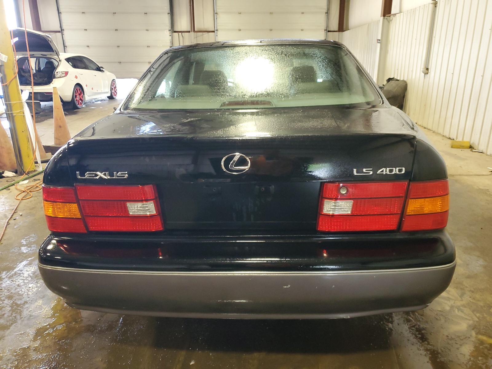 JT8BH28F6X0144330 1999 Lexus Ls 400