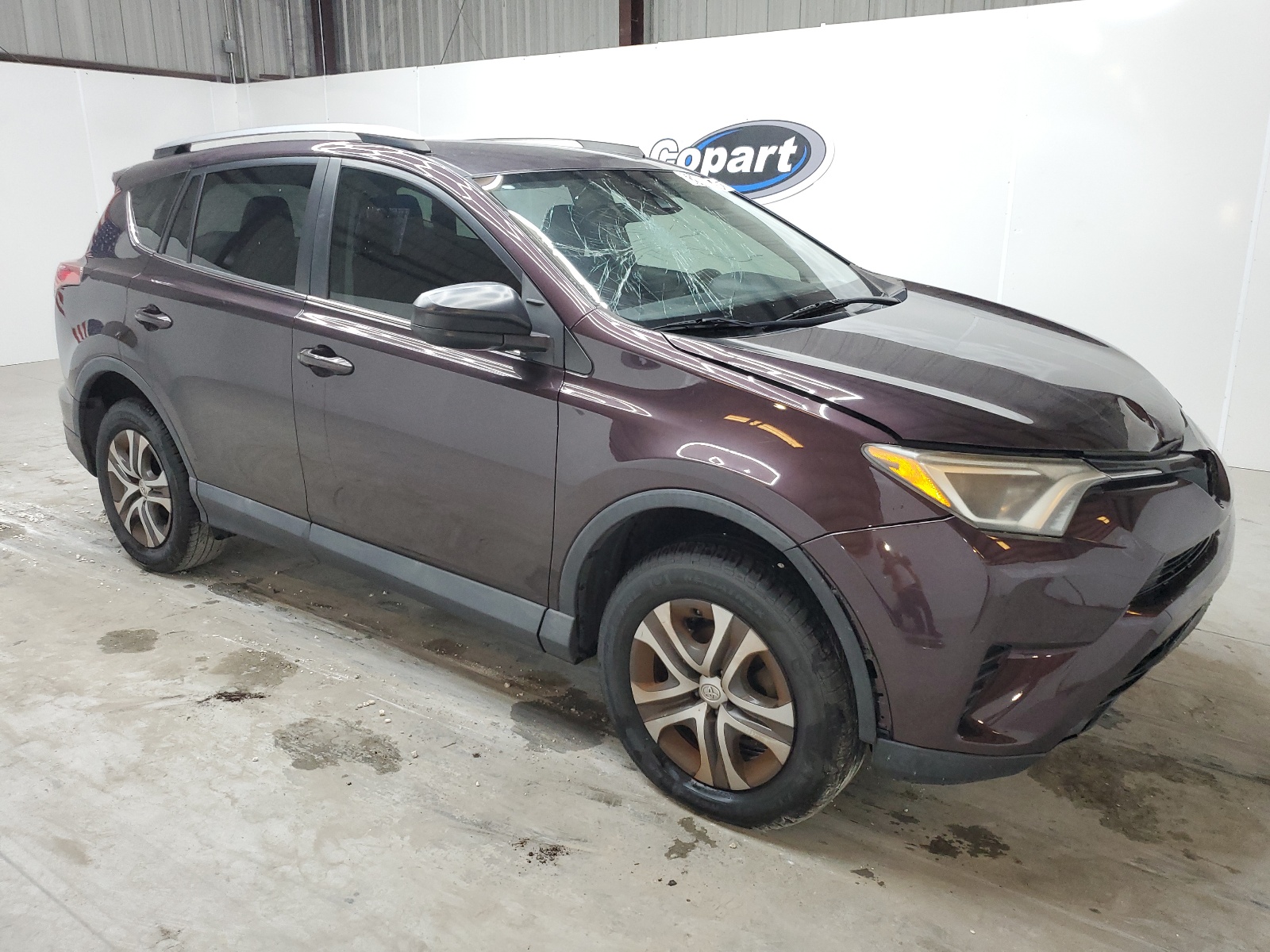 2T3ZFREV5HW370799 2017 Toyota Rav4 Le