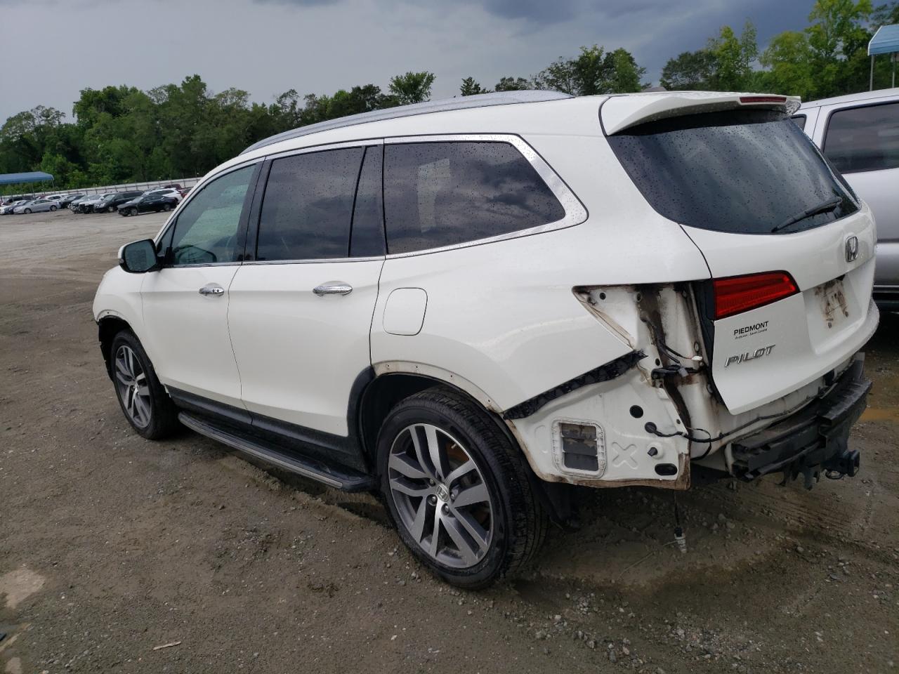 2016 Honda Pilot Touring VIN: 5FNYF5H91GB014860 Lot: 63759654