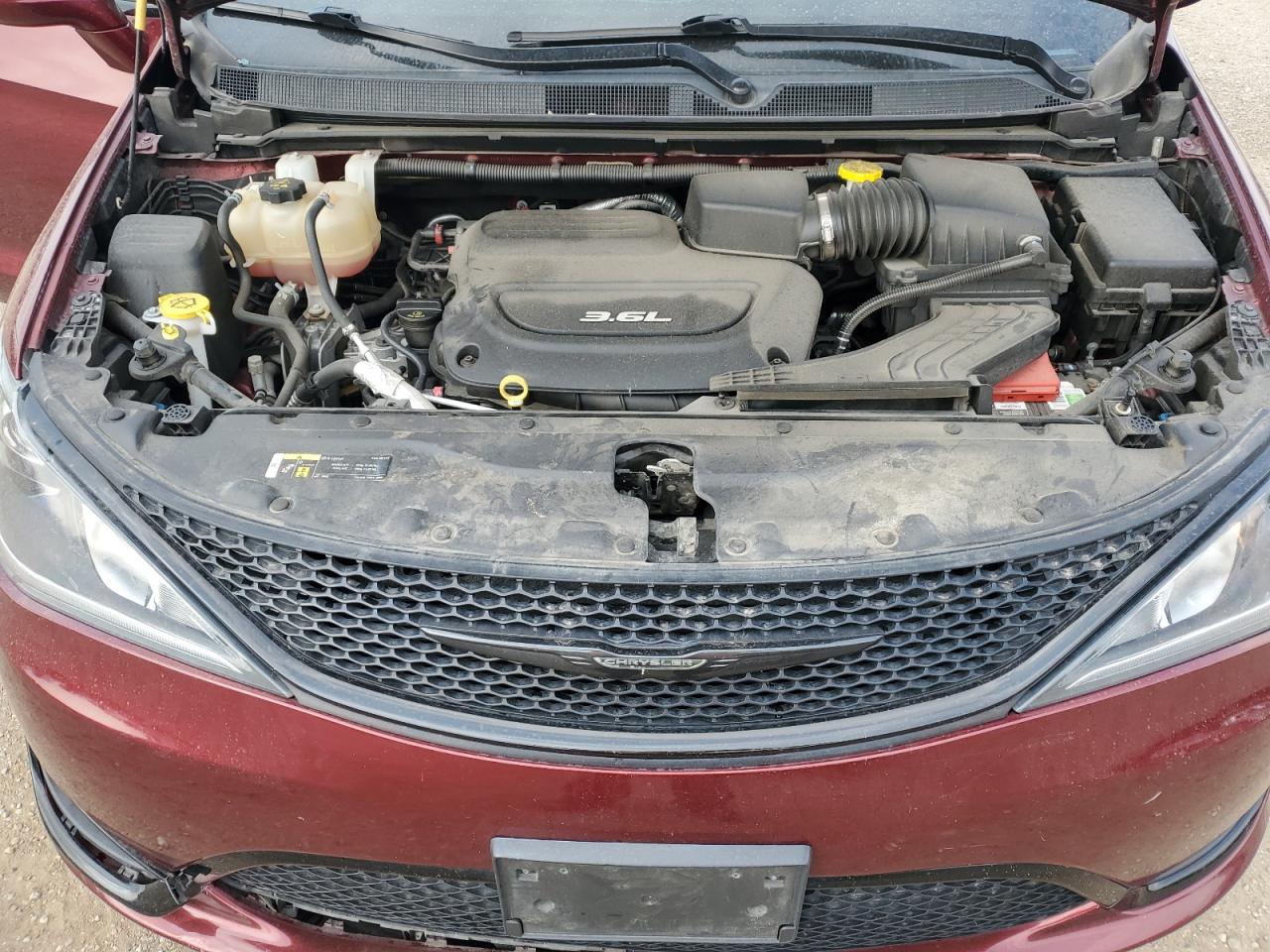 2018 Chrysler Pacifica Touring L VIN: 2C4RC1BG2JR165005 Lot: 64313484