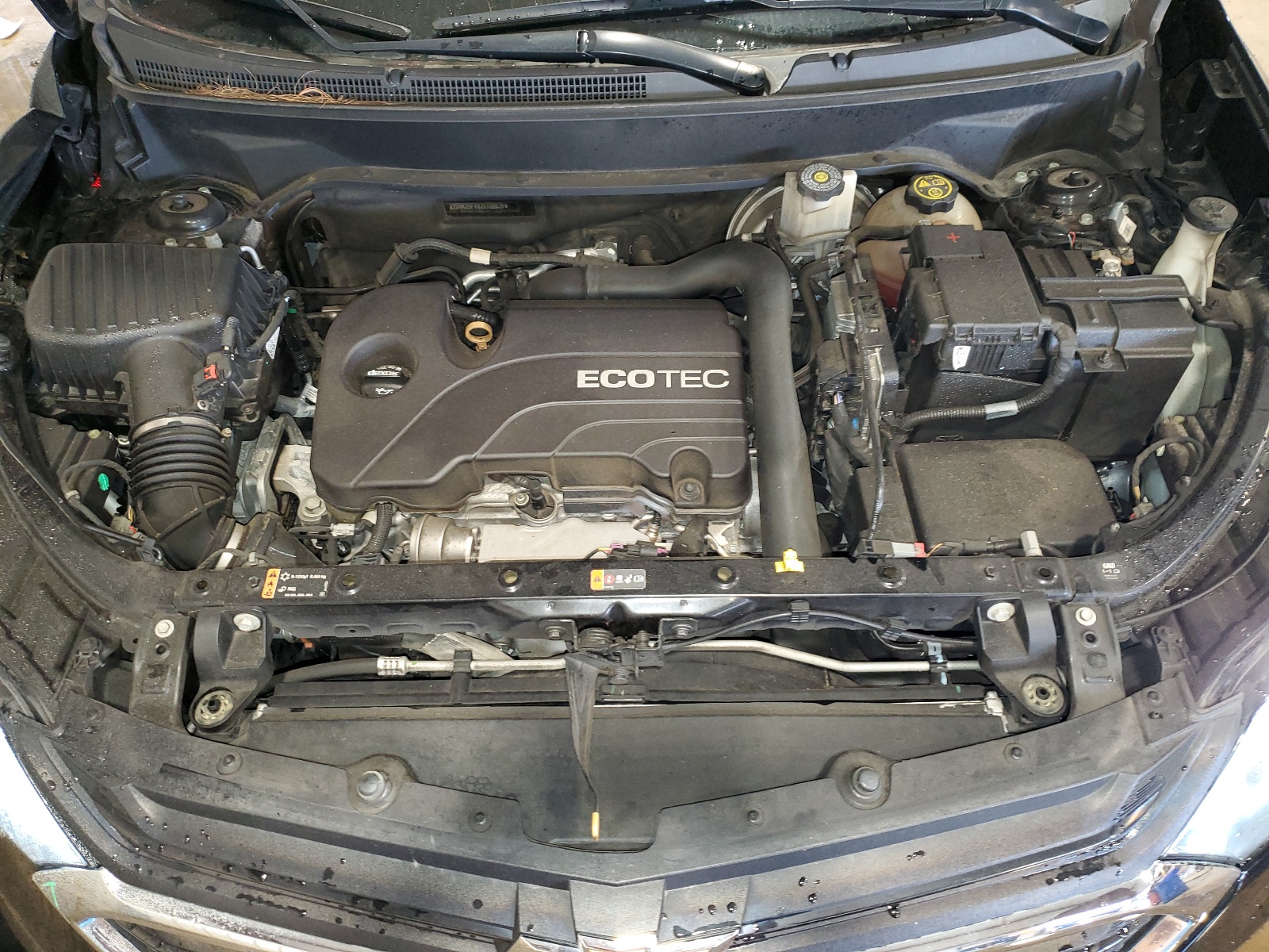 2GNAXSEV0J6108635 2018 Chevrolet Equinox Lt