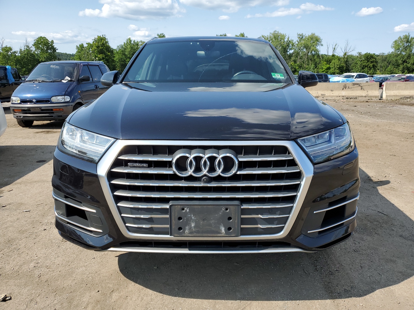 WA1LAAF78HD025585 2017 Audi Q7 Premium Plus