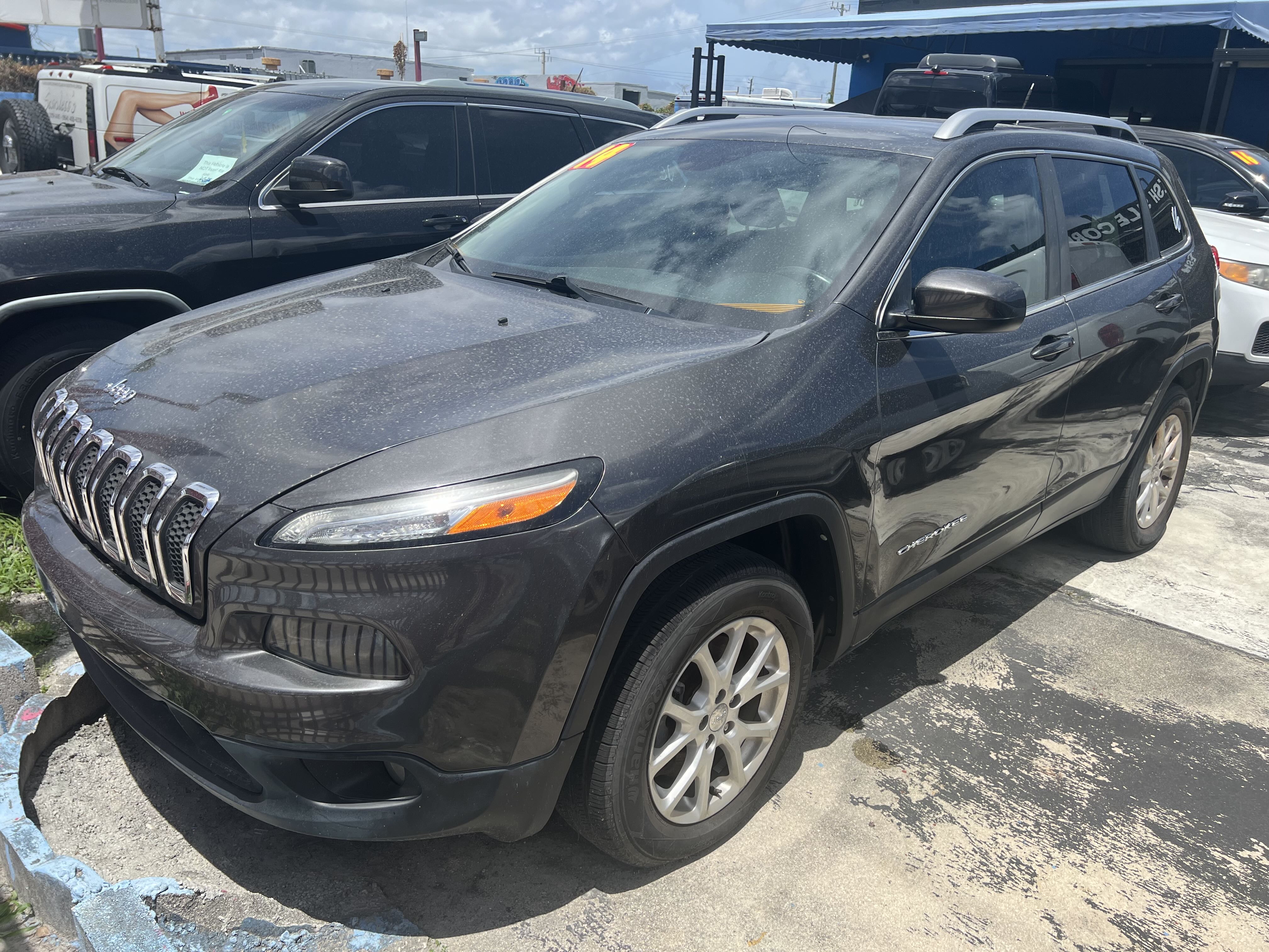 2014 Jeep Cherokee Latitude vin: 1C4PJMCS8EW138261