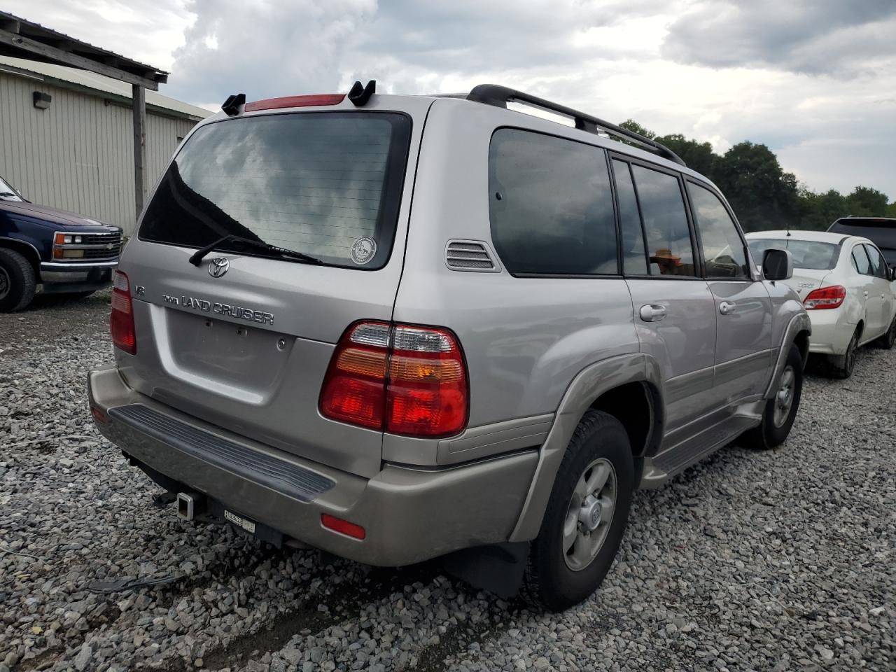 2000 Toyota Land Cruiser VIN: JT3HT05J1Y0094370 Lot: 64039704