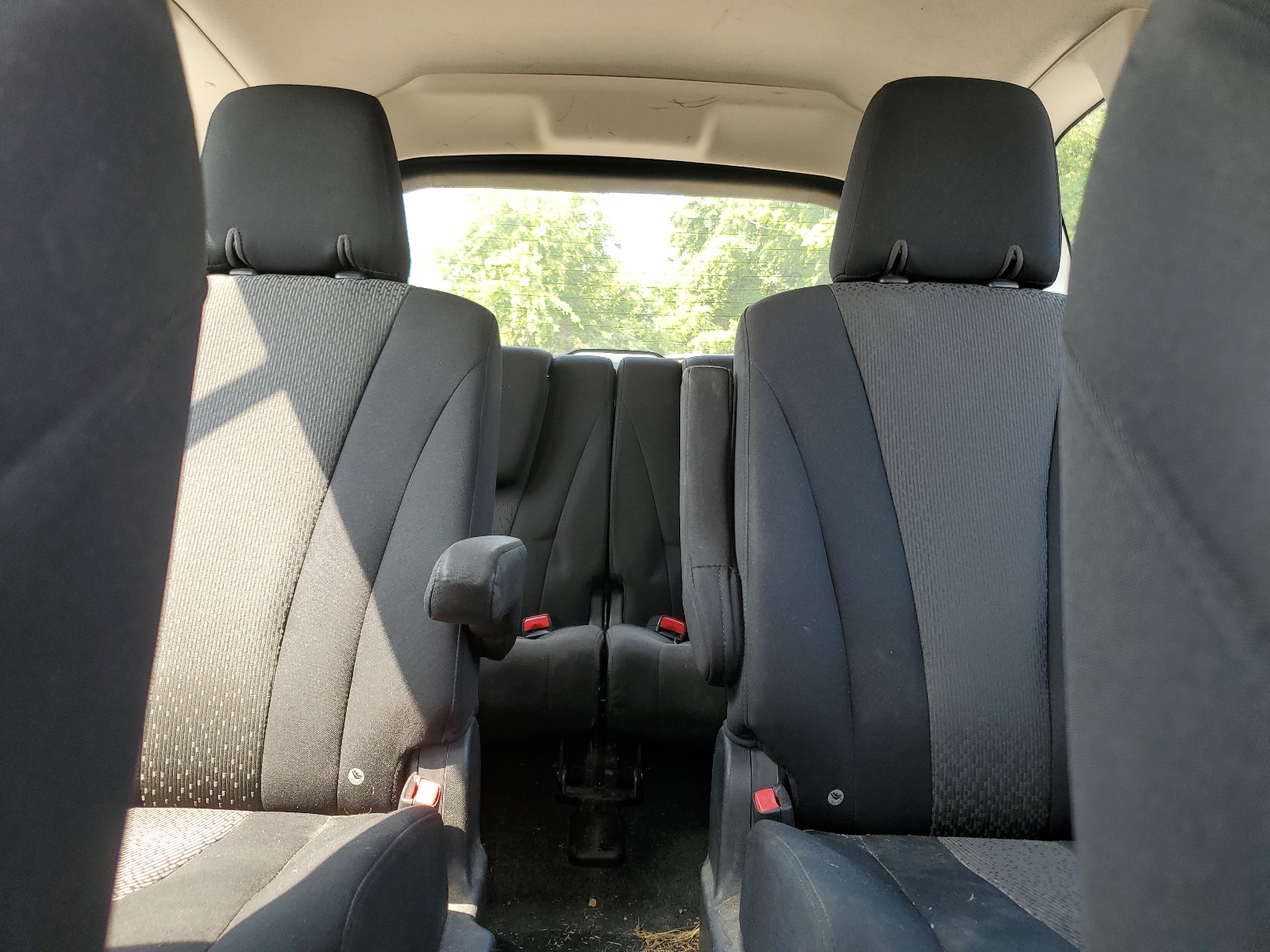 JM1CW2CL0C0112427 2012 Mazda 5