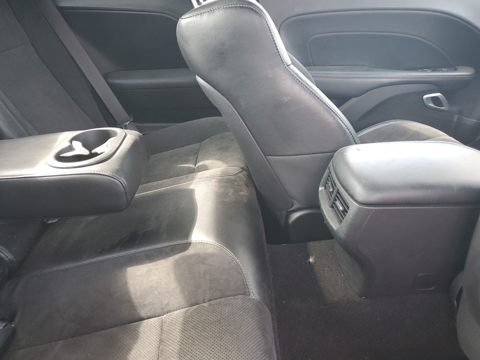 2C3CDZBT0NH233929 2022 Dodge Challenger R/T