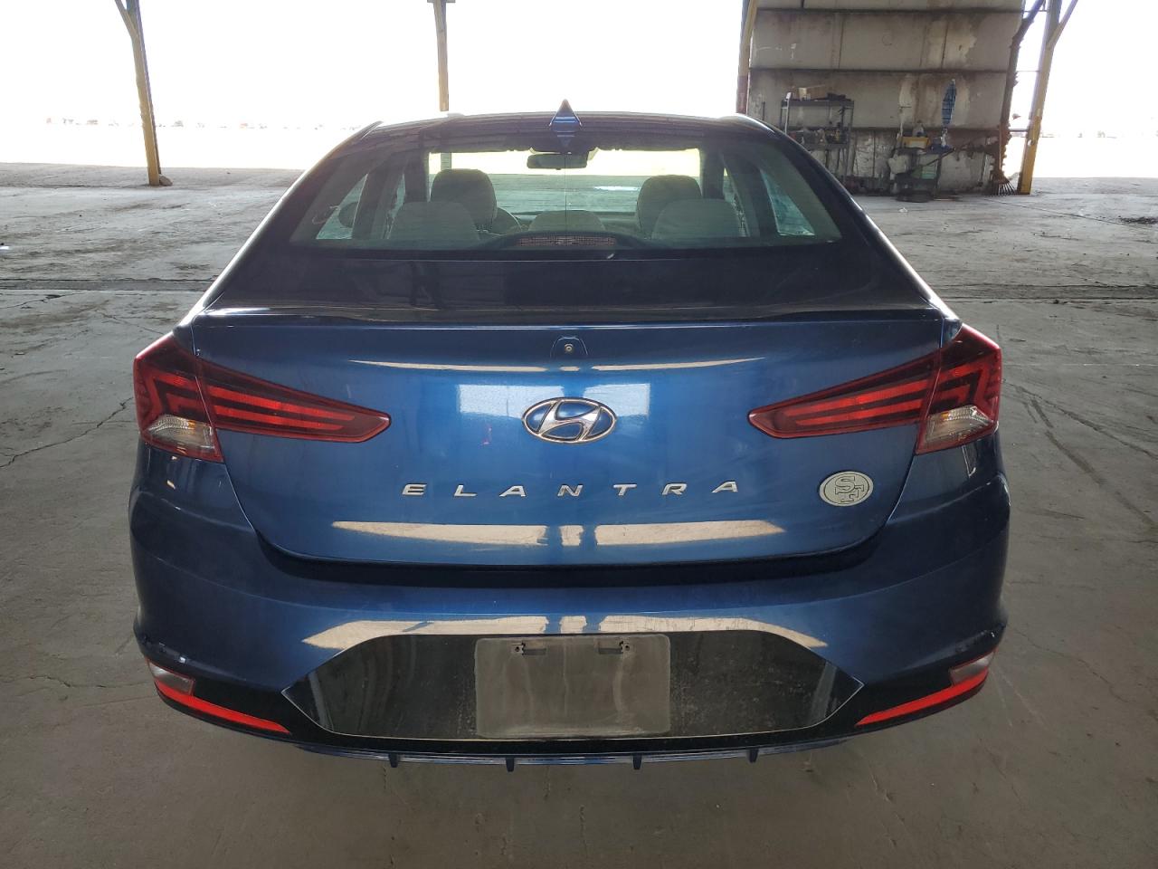 2019 Hyundai Elantra Sel vin: 5NPD84LF5KH447009