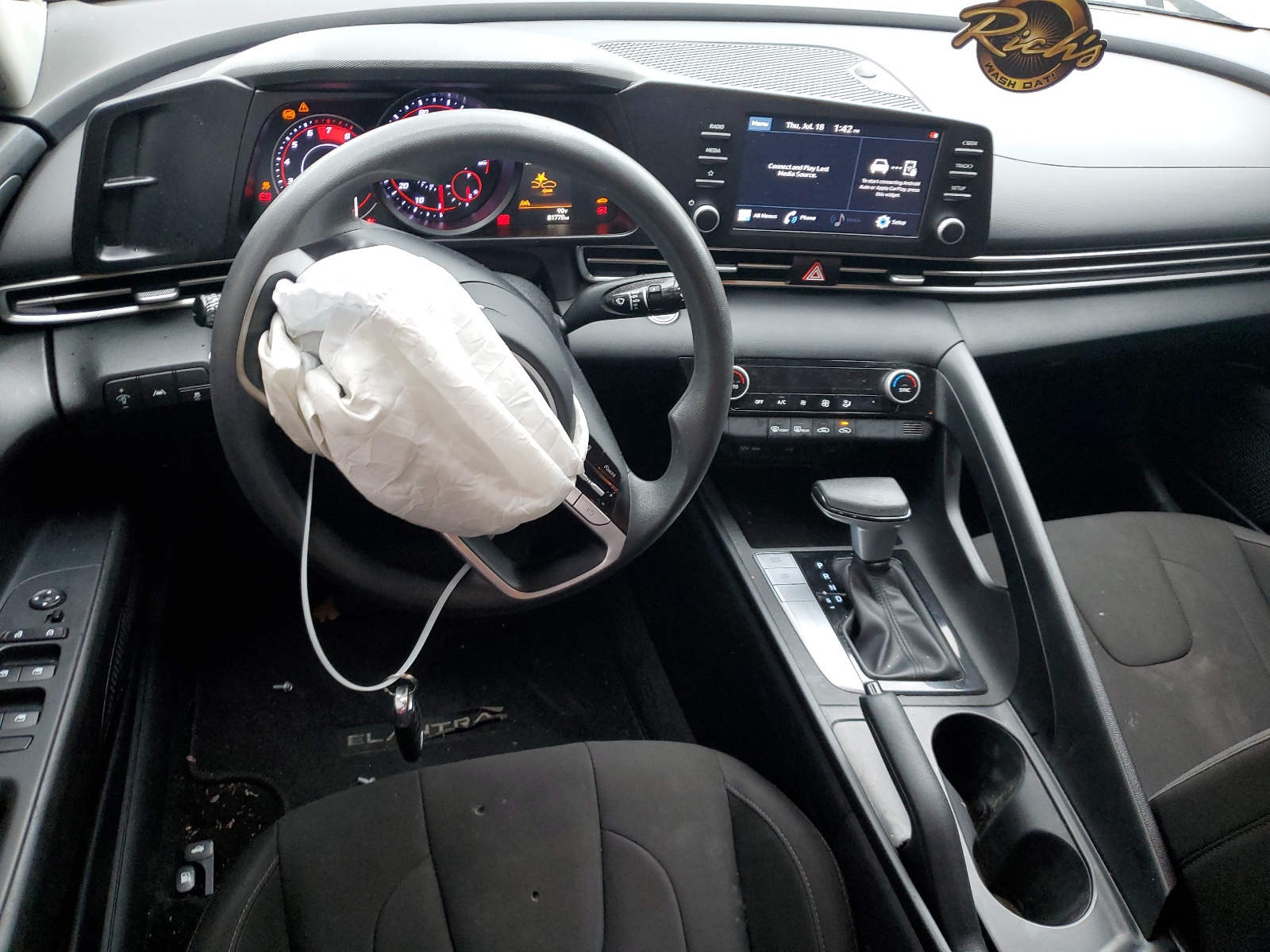 KMHLM4AGXNU361896 2022 Hyundai Elantra Sel