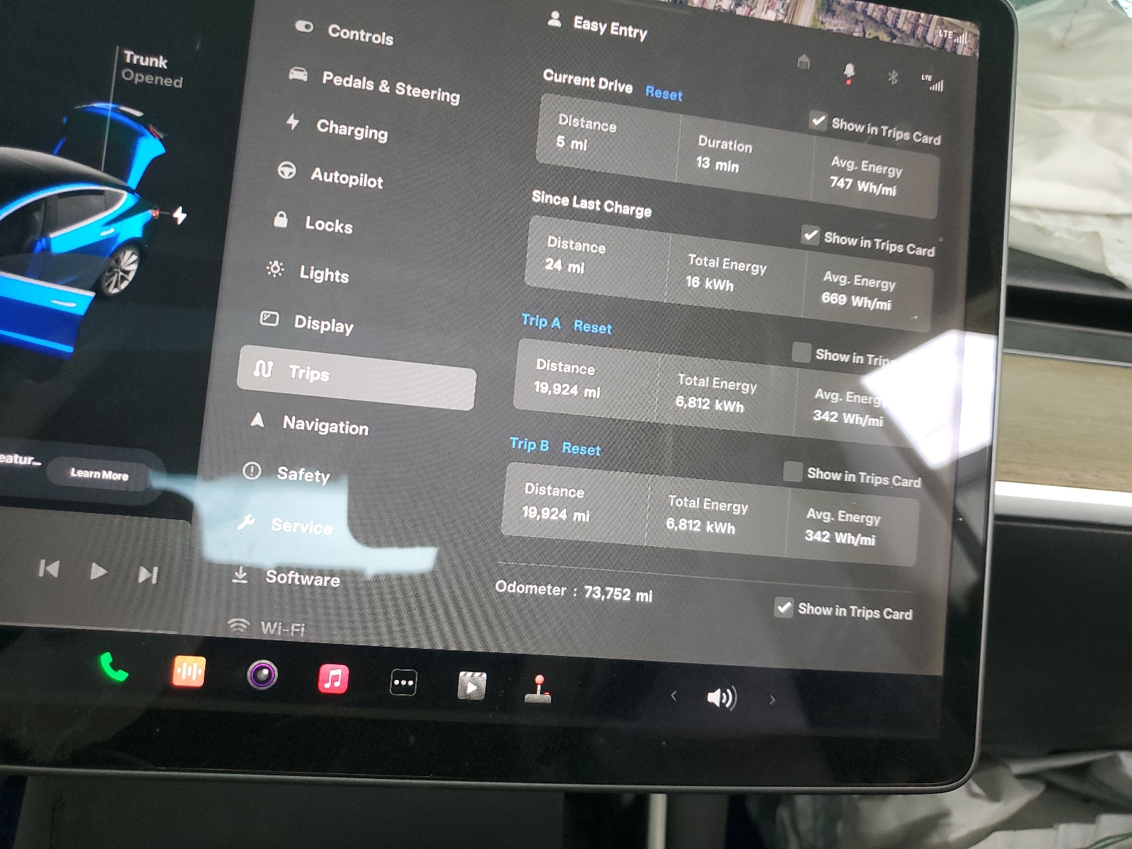 5YJ3E1EA6JF038227 2018 Tesla Model 3