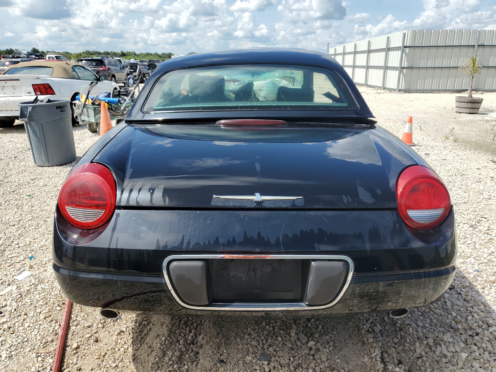 1FAHP60A52Y112751 2002 Ford Thunderbird