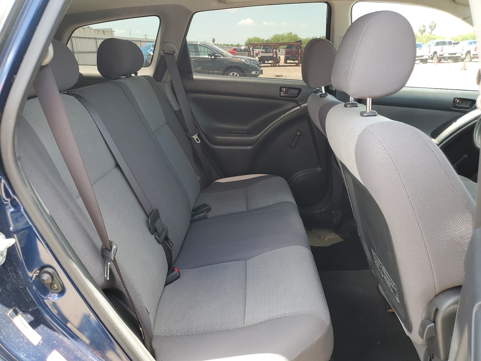 2T1KR32E13C000558 2003 Toyota Corolla Matrix Xr