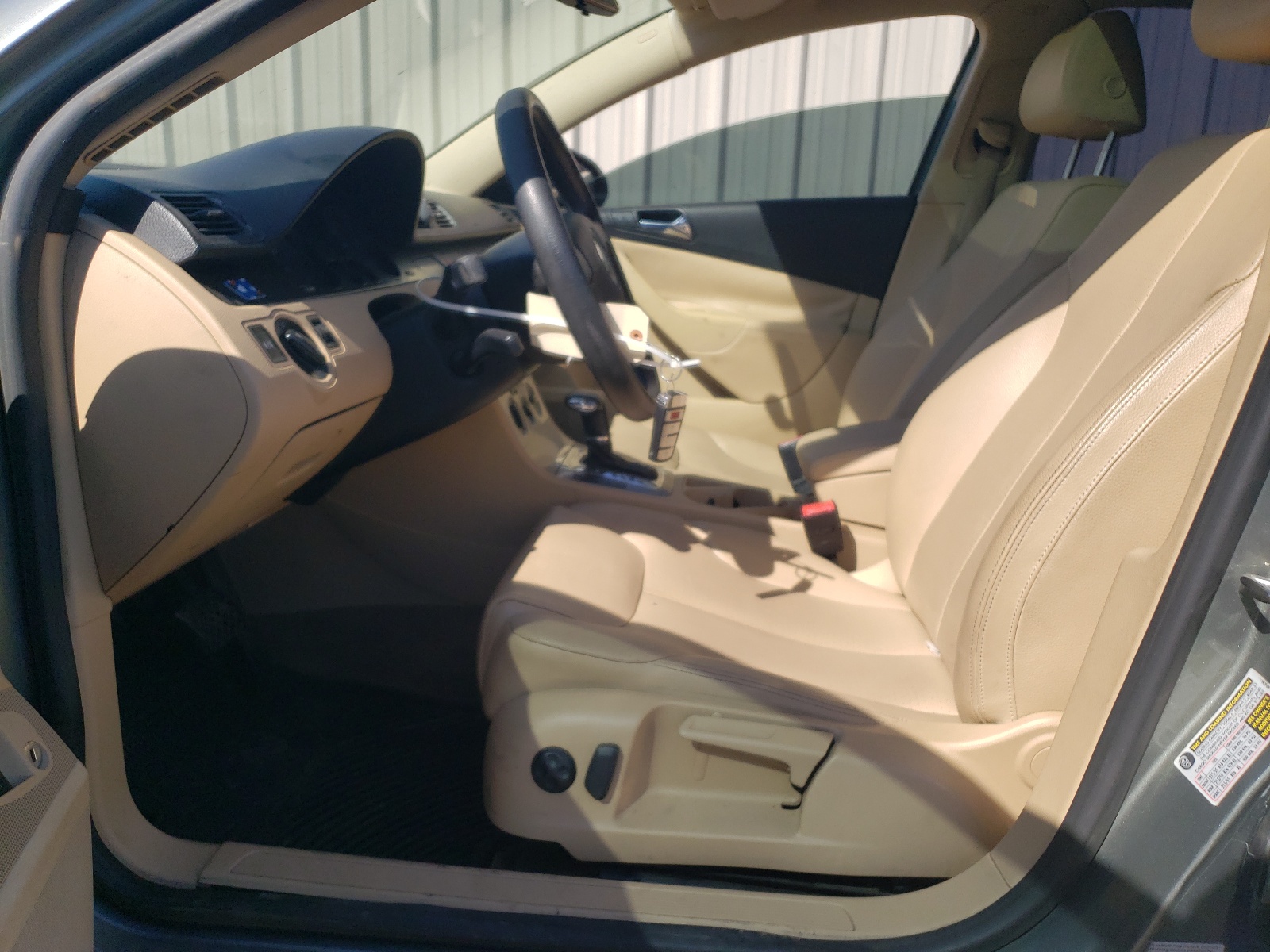 WVWAK73C37P089335 2007 Volkswagen Passat 2.0T