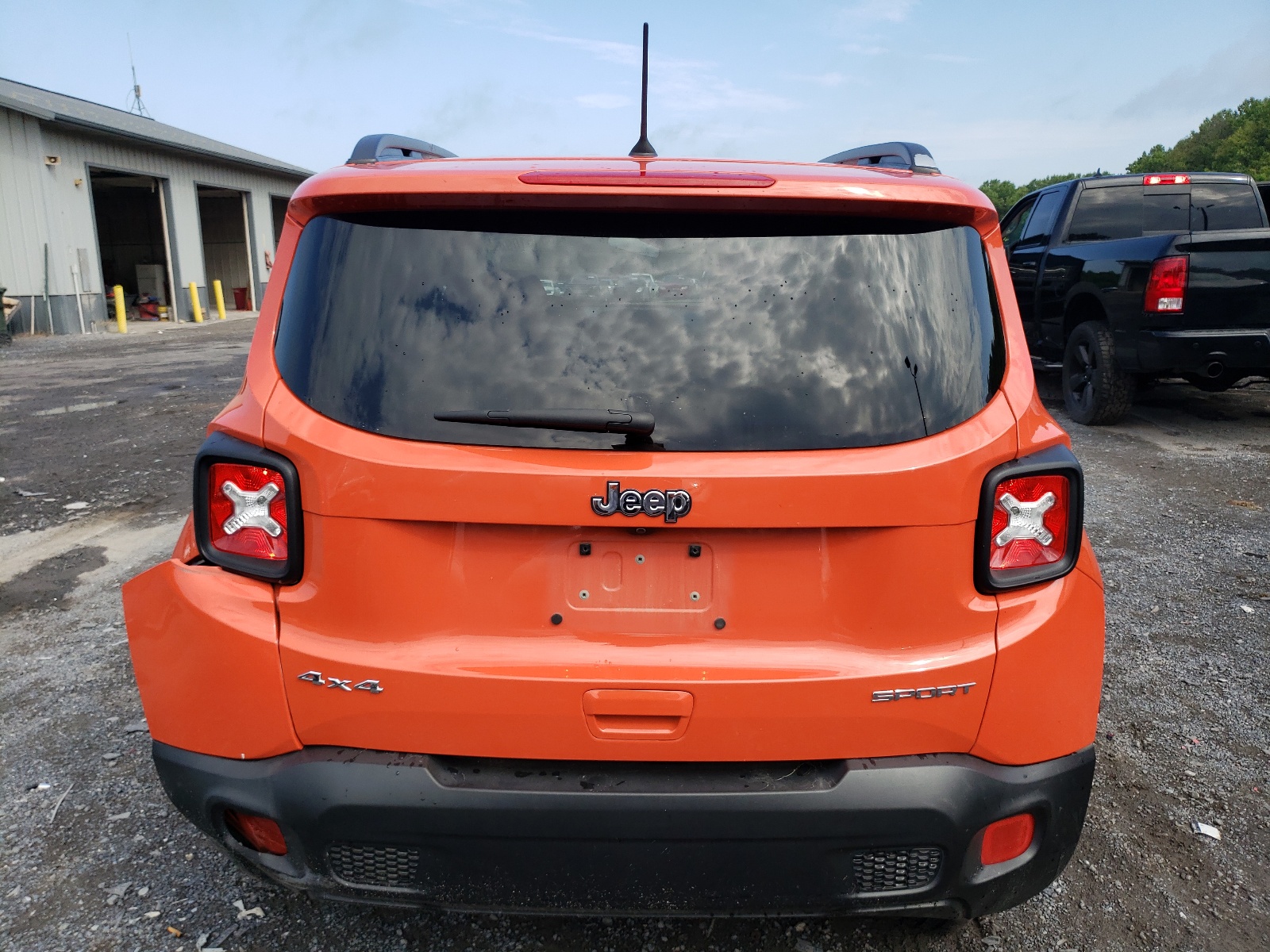 ZACCJBAB4JPJ43967 2018 Jeep Renegade Sport