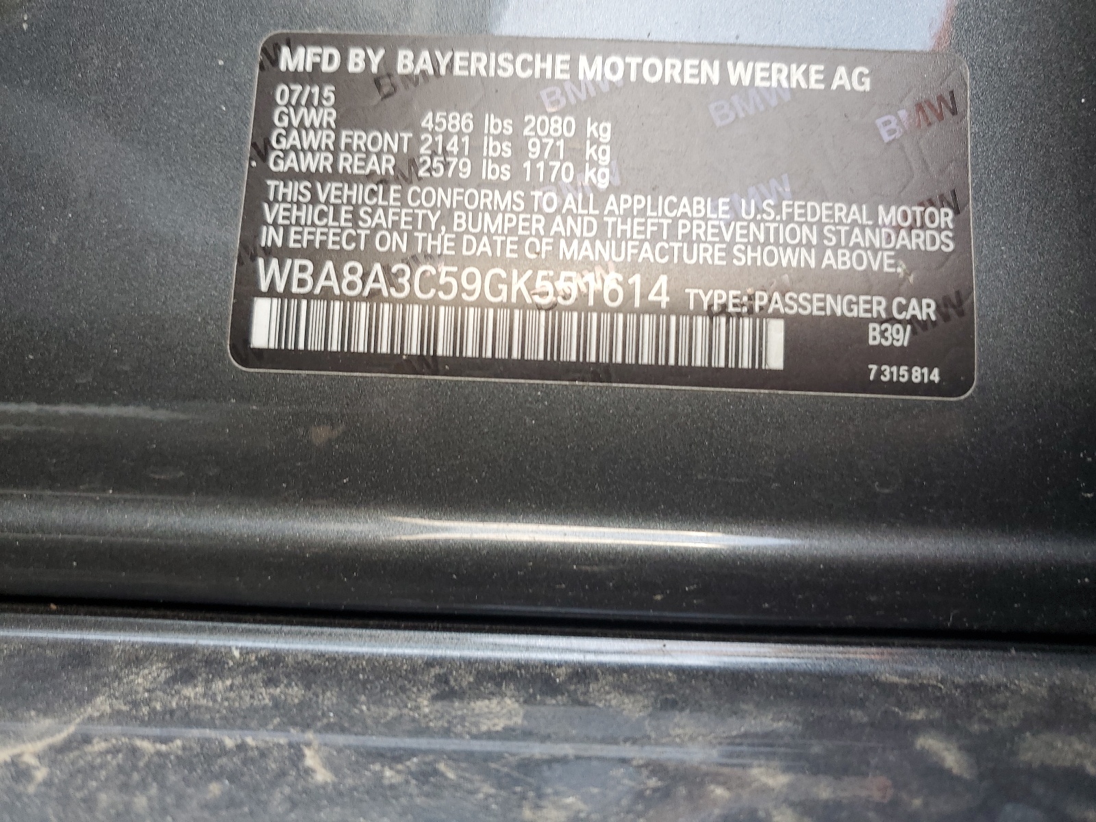 WBA8A3C59GK551614 2016 BMW 320 Xi