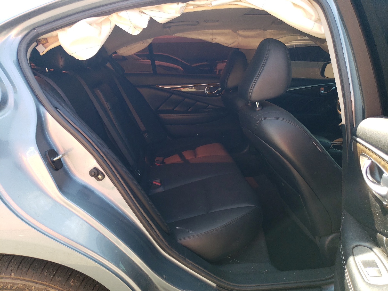 JN1EV7AP5JM590561 2018 Infiniti Q50 Luxe