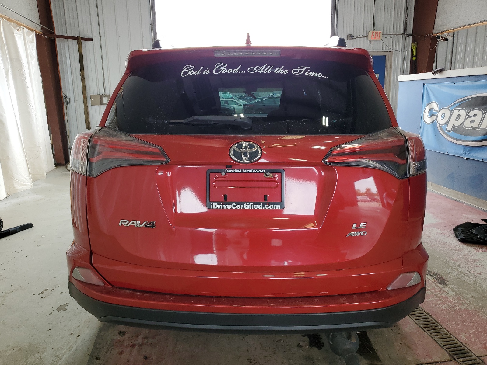 JTMBFREV1HJ155923 2017 Toyota Rav4 Le