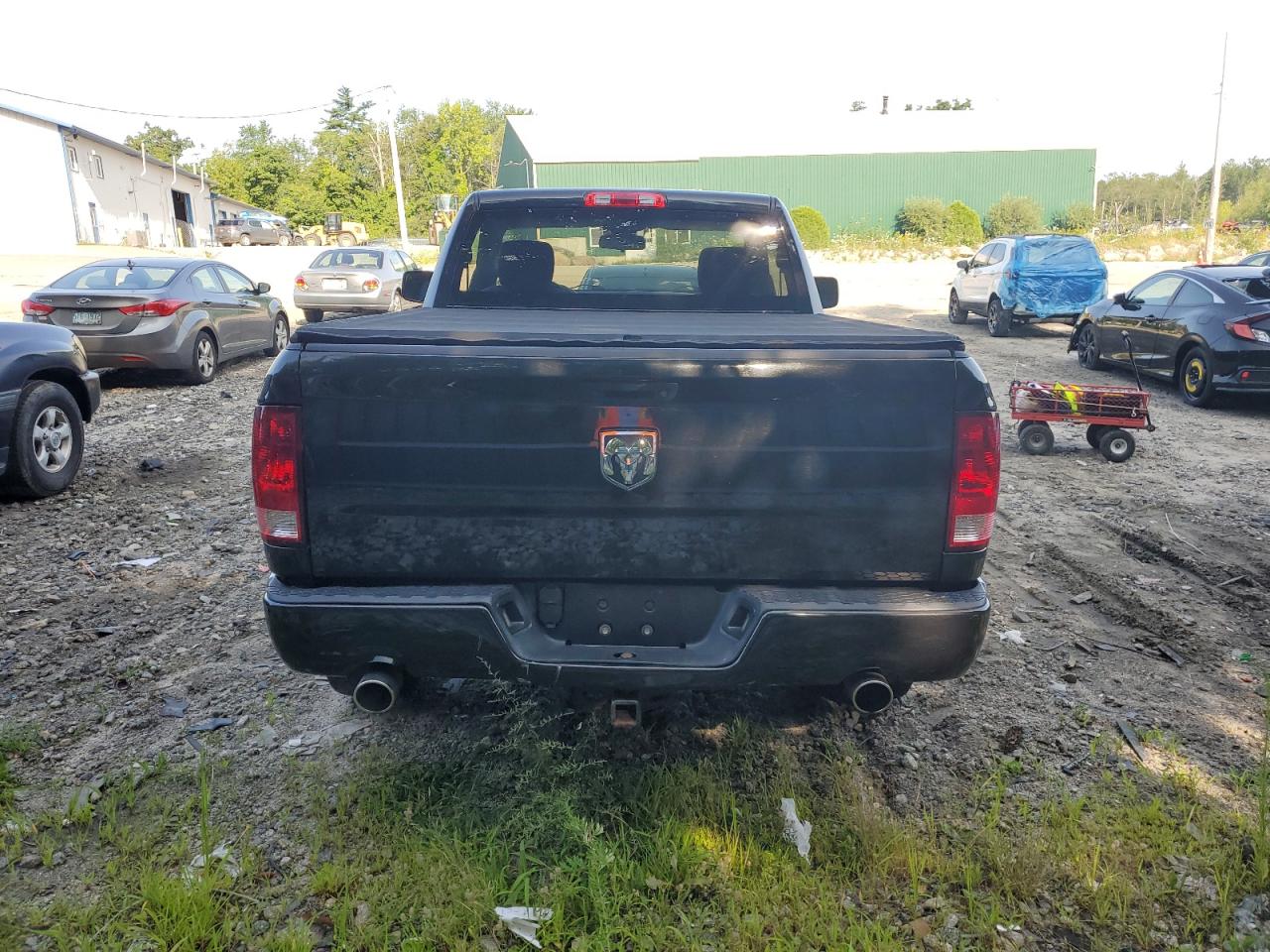 3C6JR6AT8FG698858 2015 Ram 1500 St