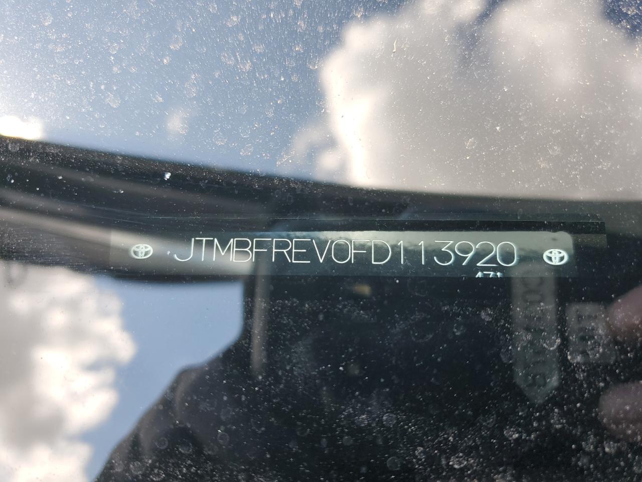 2015 Toyota Rav4 Le VIN: JTMBFREV0FD113920 Lot: 64281534