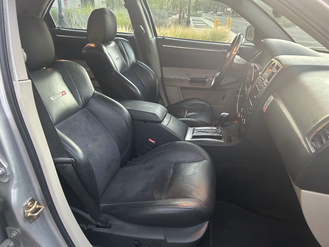 2006 Chrysler 300C Srt-8 VIN: 2C3KA73W36H225102 Lot: 65352354