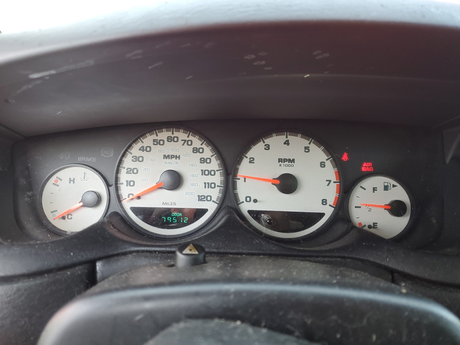 1B3ES56C15D141885 2005 Dodge Neon Sxt