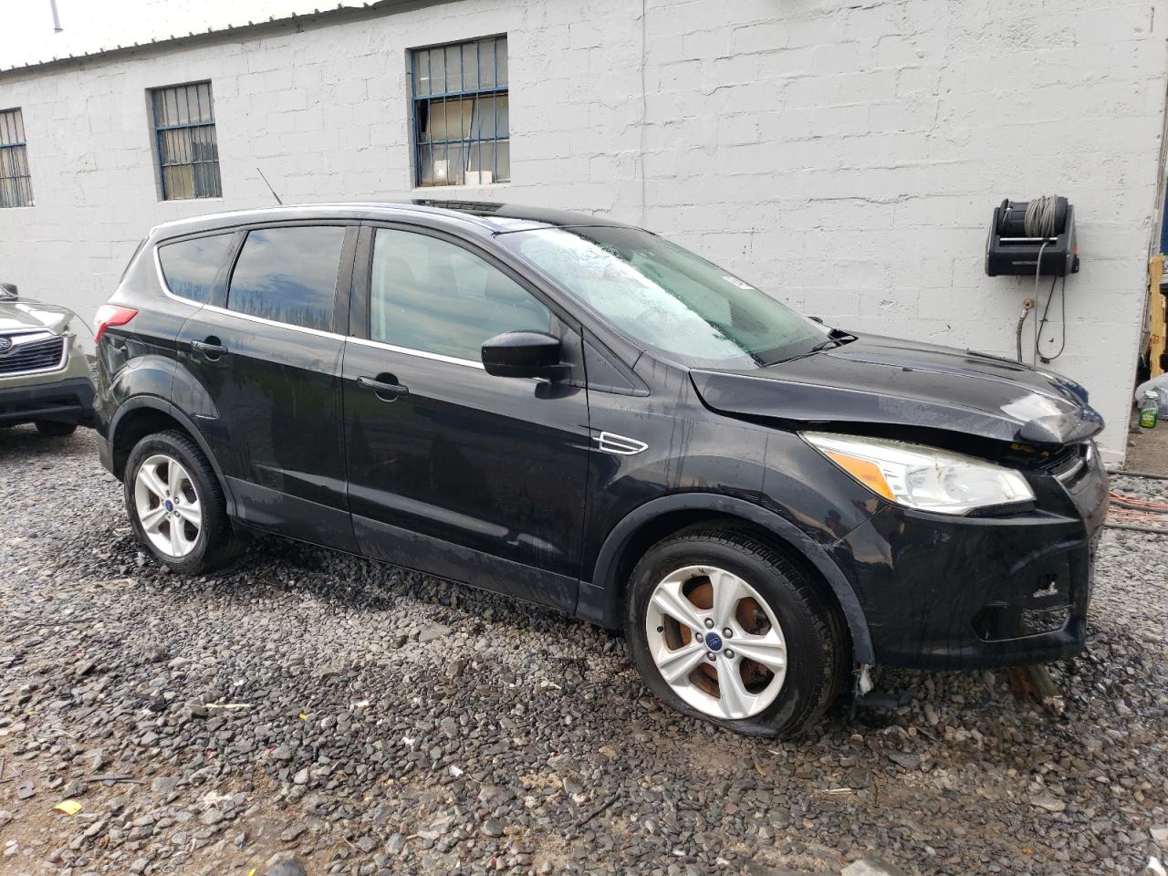 1FMCU9GX5FUB90755 2015 Ford Escape Se