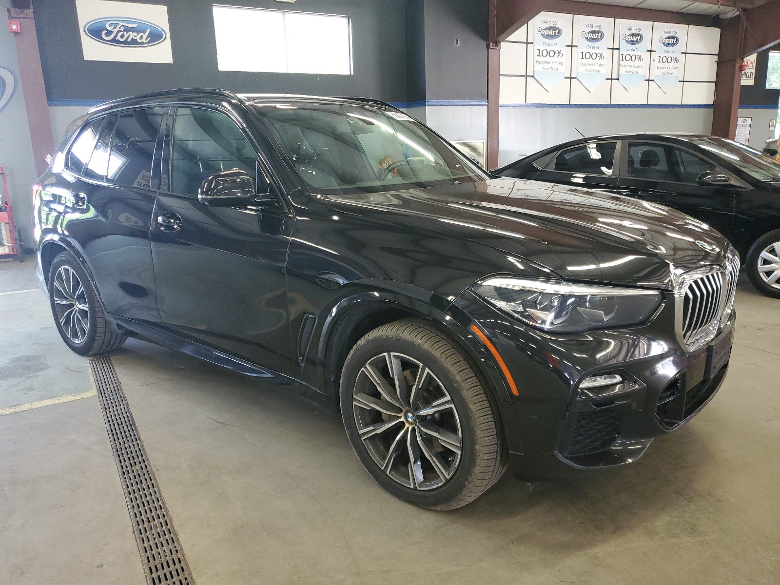 5UXCR6C51KLL13829 2019 BMW X5 xDrive40I