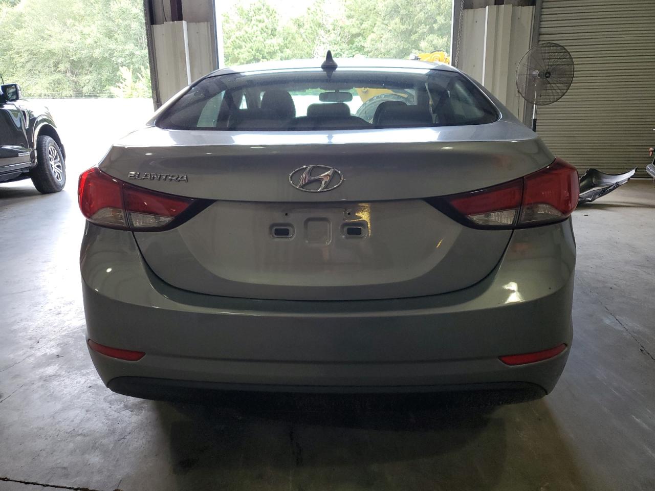 2015 Hyundai Elantra Se VIN: KMHDH4AE0FU390641 Lot: 63084074