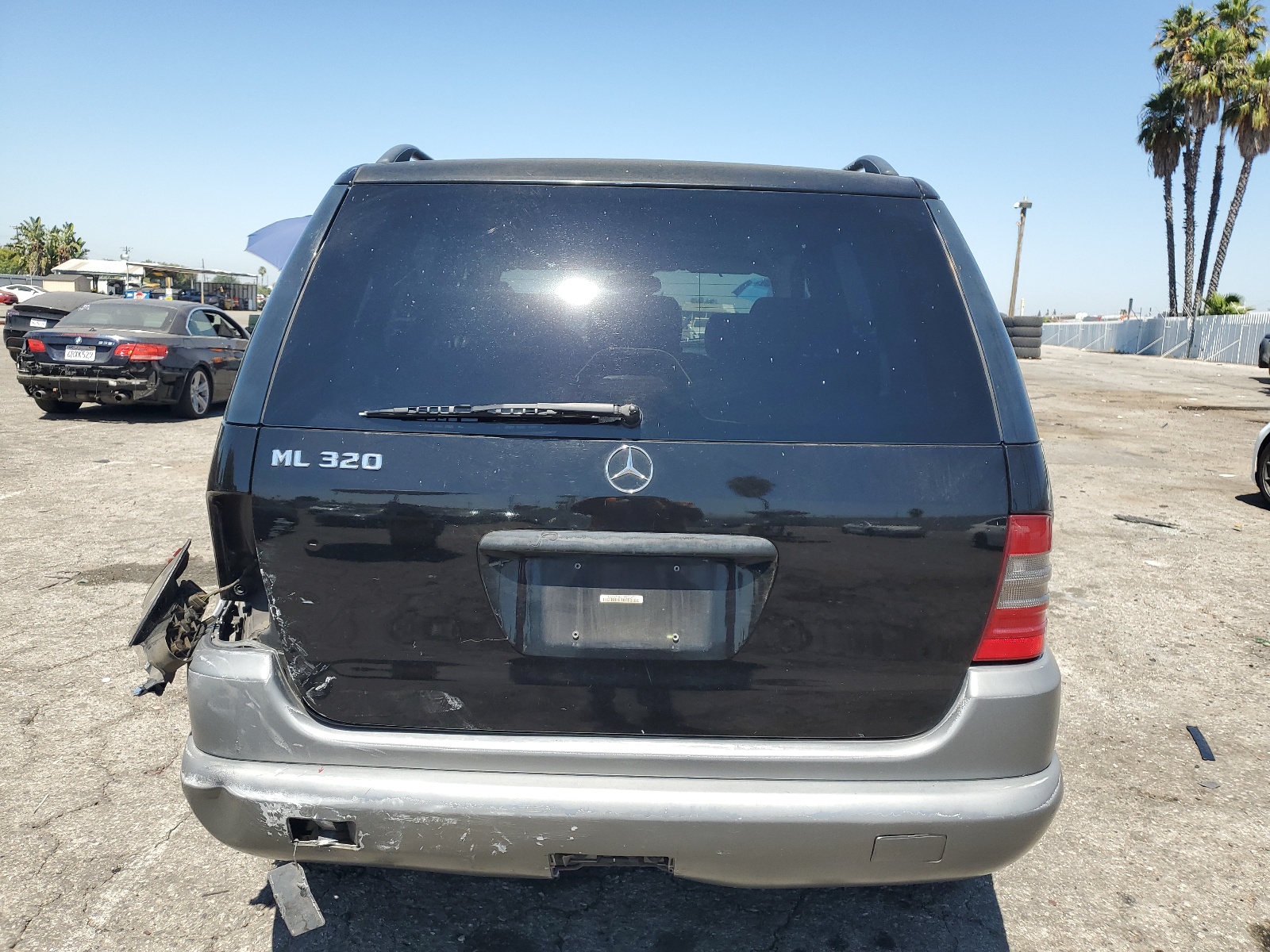 4JGAB54E0XA139479 1999 Mercedes-Benz Ml 320