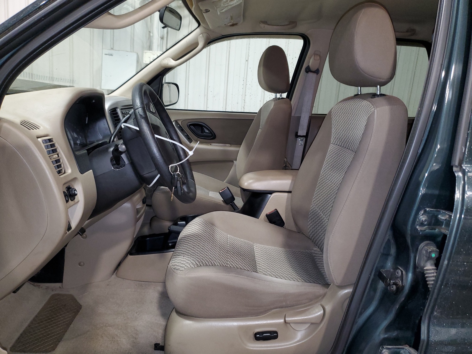 1FMYU93103KC96044 2003 Ford Escape Xlt