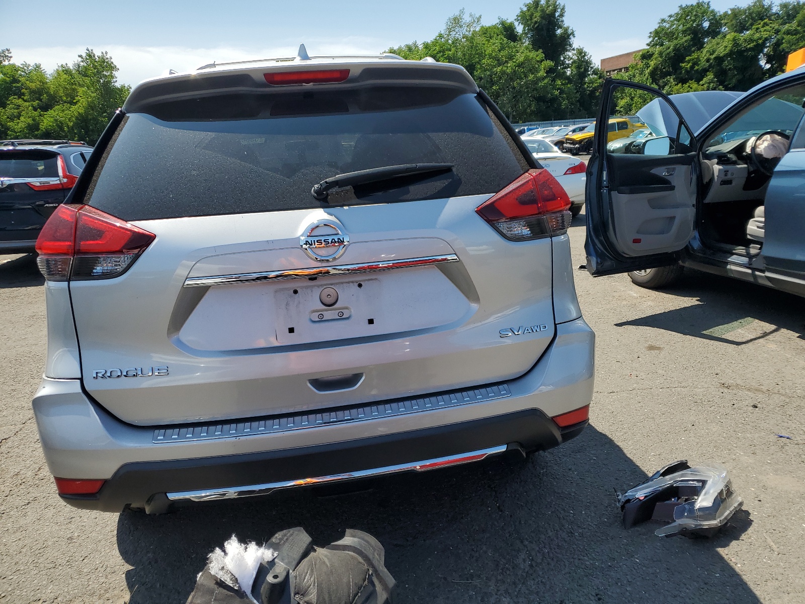 JN8AT2MV9JW314343 2018 Nissan Rogue S