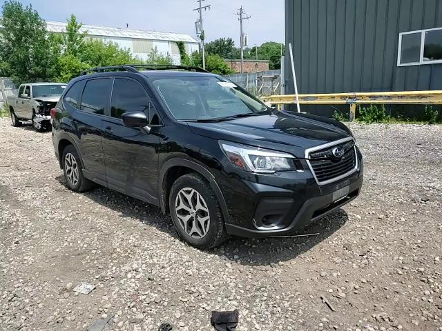 2020 Subaru Forester Premium VIN: JF2SKAJC0LH556981 Lot: 62523324