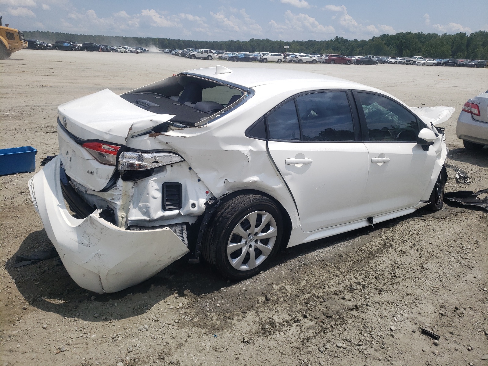 2021 Toyota Corolla Le vin: 5YFEPMAE1MP172553