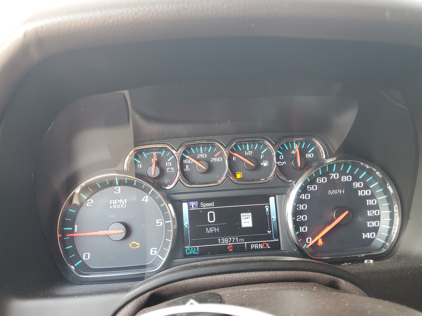 1GNSCCKC8JR165808 2018 Chevrolet Tahoe C1500 Premier