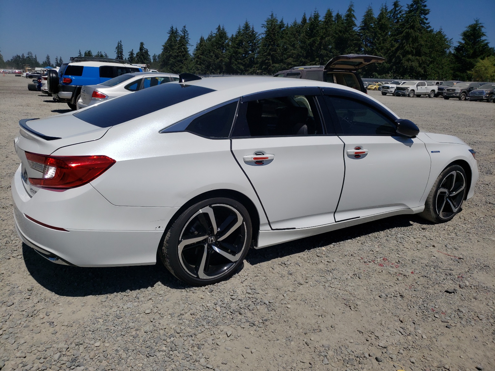 1HGCV3F28NA043819 2022 Honda Accord Hybrid Sport