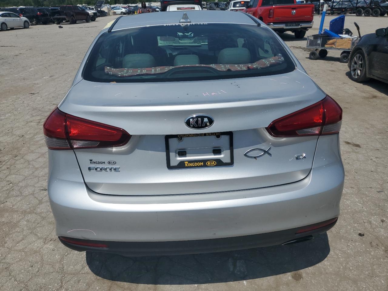 2018 Kia Forte Ex VIN: 3KPFL4A83JE235045 Lot: 64892534