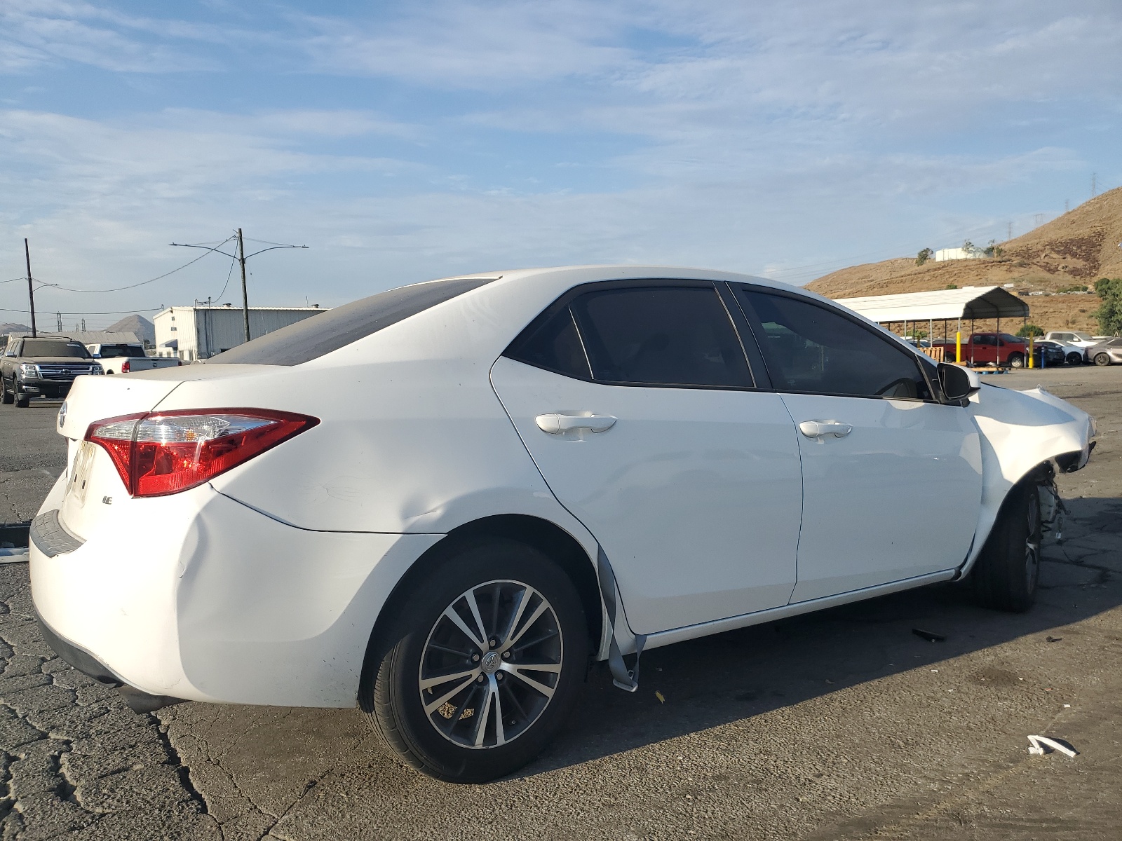 2016 Toyota Corolla L vin: 5YFBURHE2GP553153