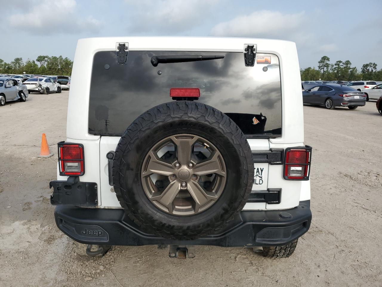 2018 Jeep Wrangler Unlimited Sport VIN: 1C4BJWDGXJL872248 Lot: 65581474