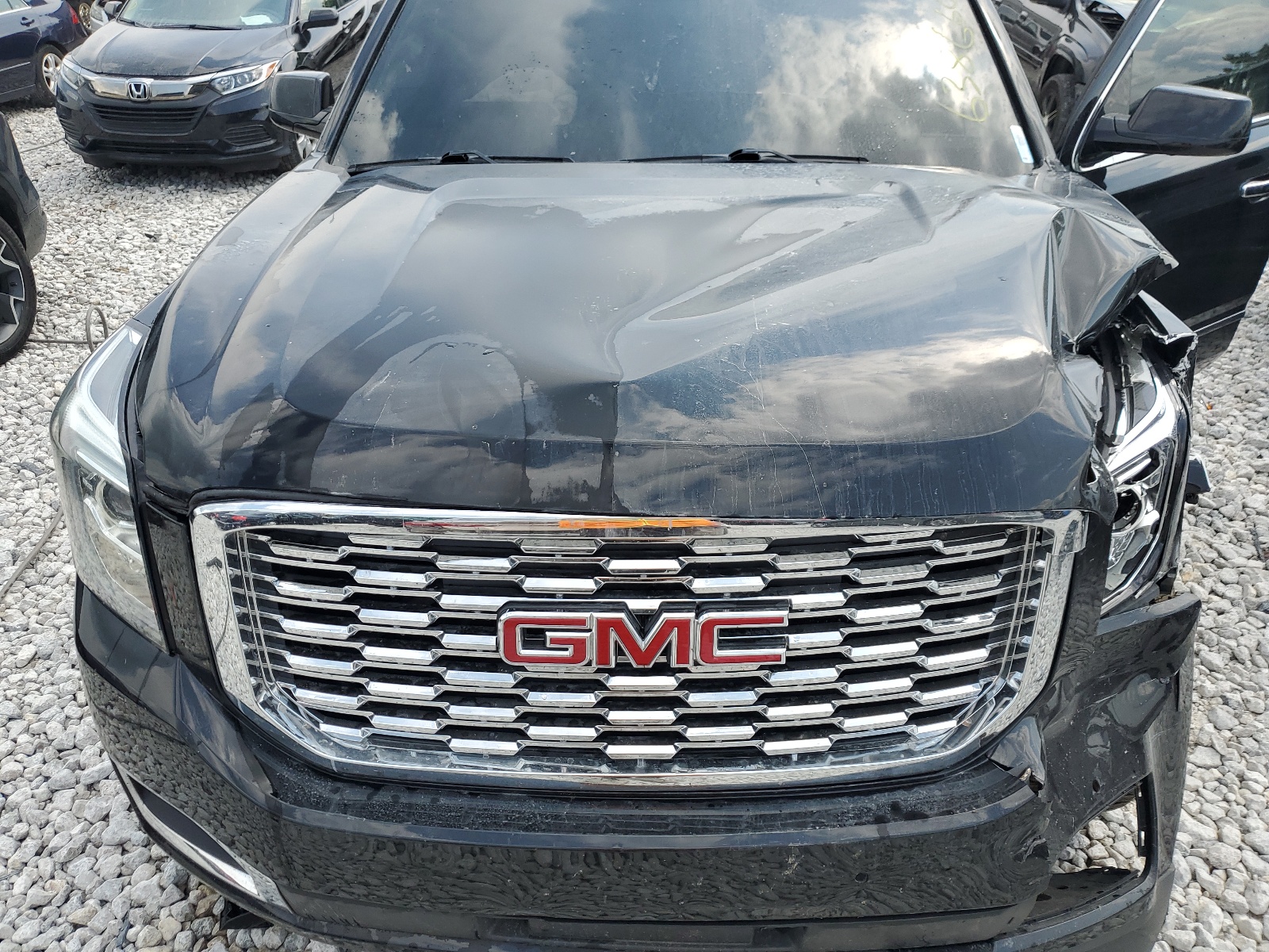 1GKS2CKJ9FR147680 2015 GMC Yukon Denali