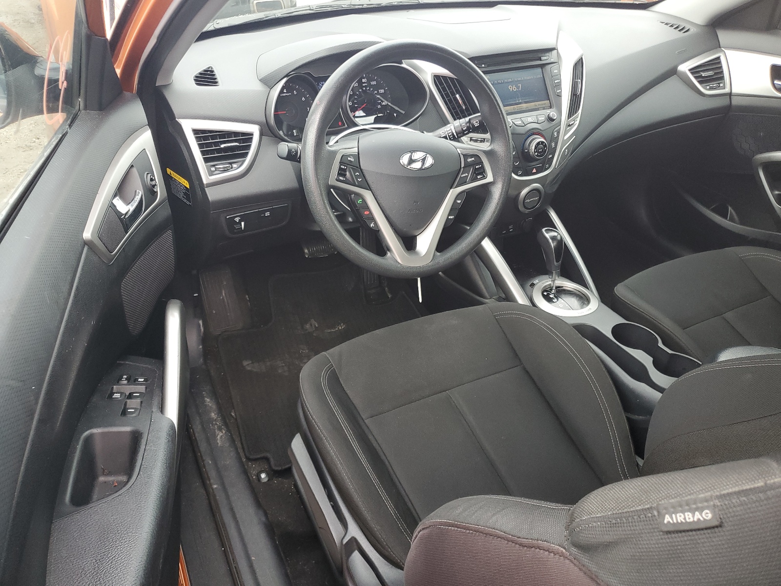 KMHTC6AD7GU287702 2016 Hyundai Veloster