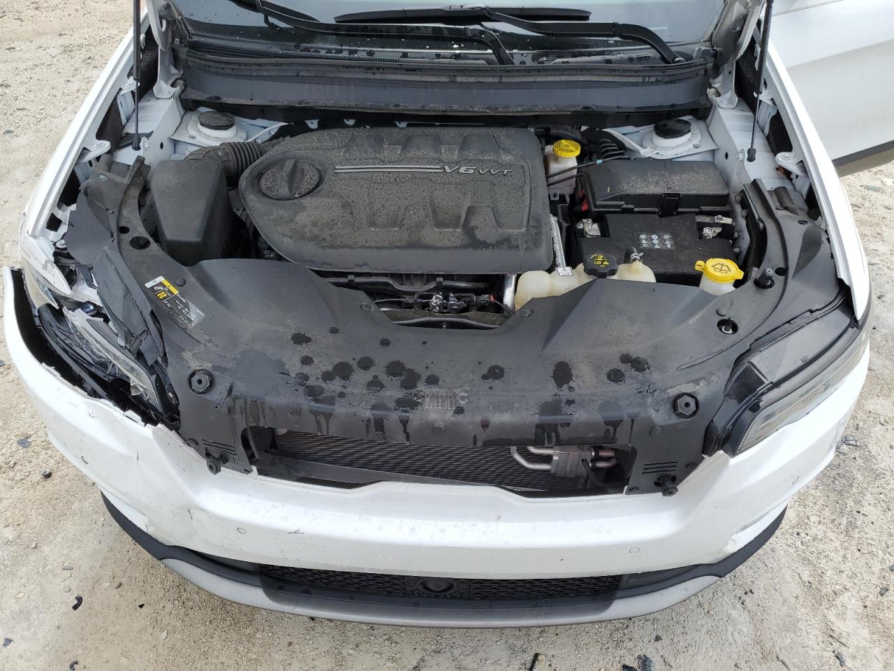 2020 Jeep Cherokee Limited VIN: 1C4PJLDXXLD615012 Lot: 63091404