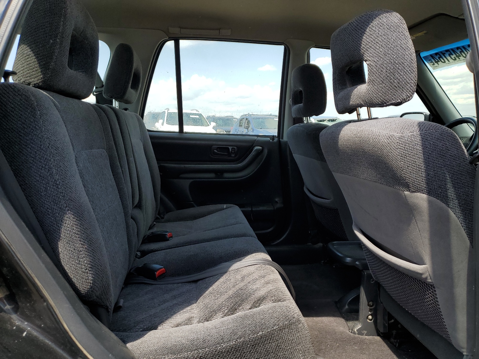 JHLRD1748XC039036 1999 Honda Cr-V Lx