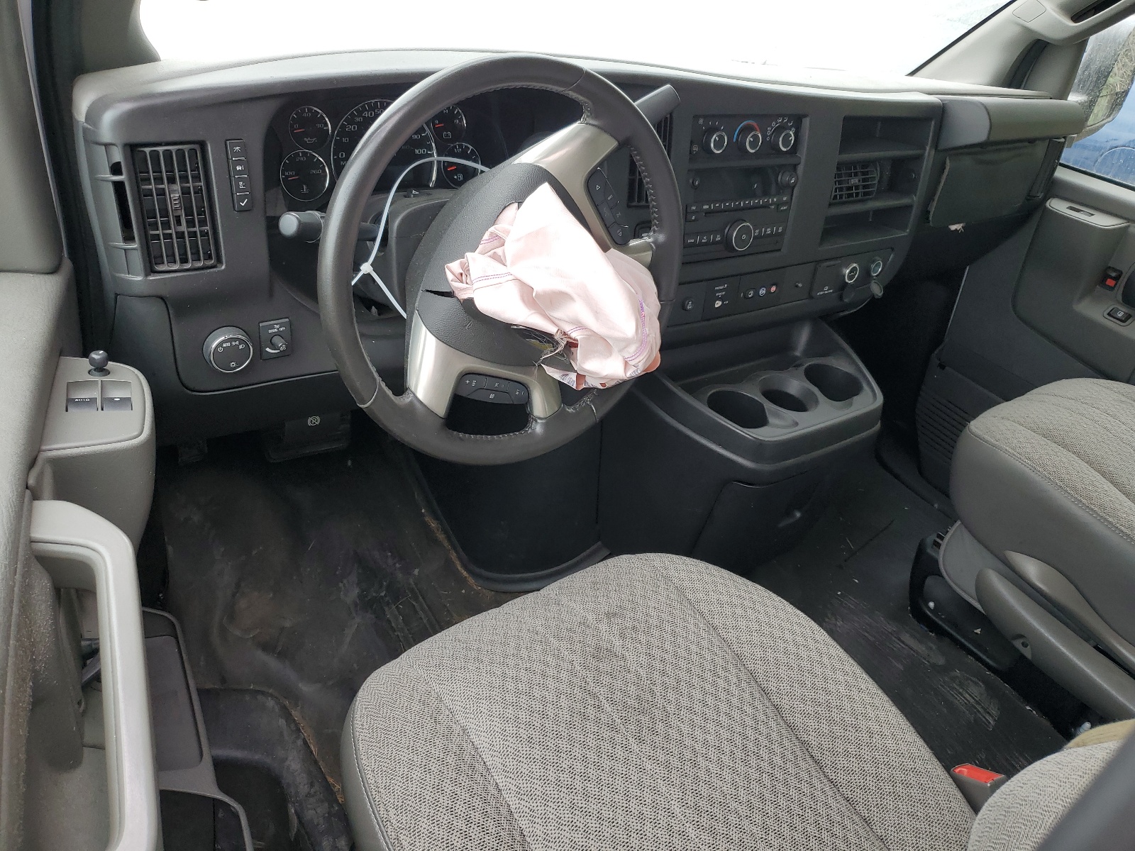 1GCZGGFFXH1246387 2017 Chevrolet Express G3500