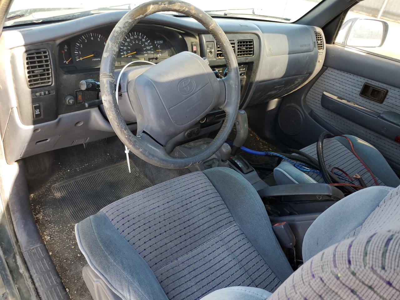 1998 Toyota Tacoma Xtracab Limited VIN: 4TAWN74N5WZ163799 Lot: 64722414