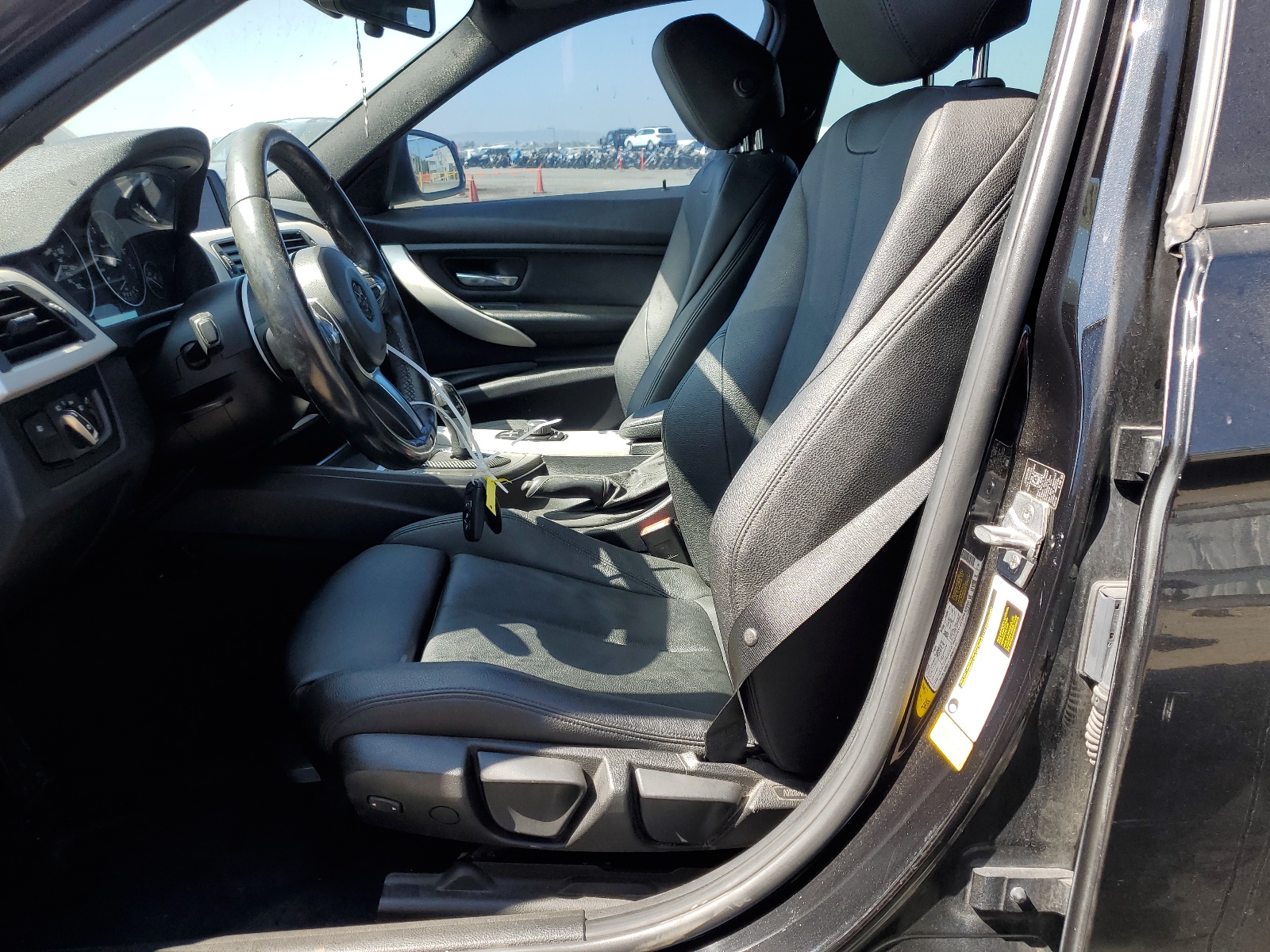 WBA3B1G58ENS77307 2014 BMW 320 I