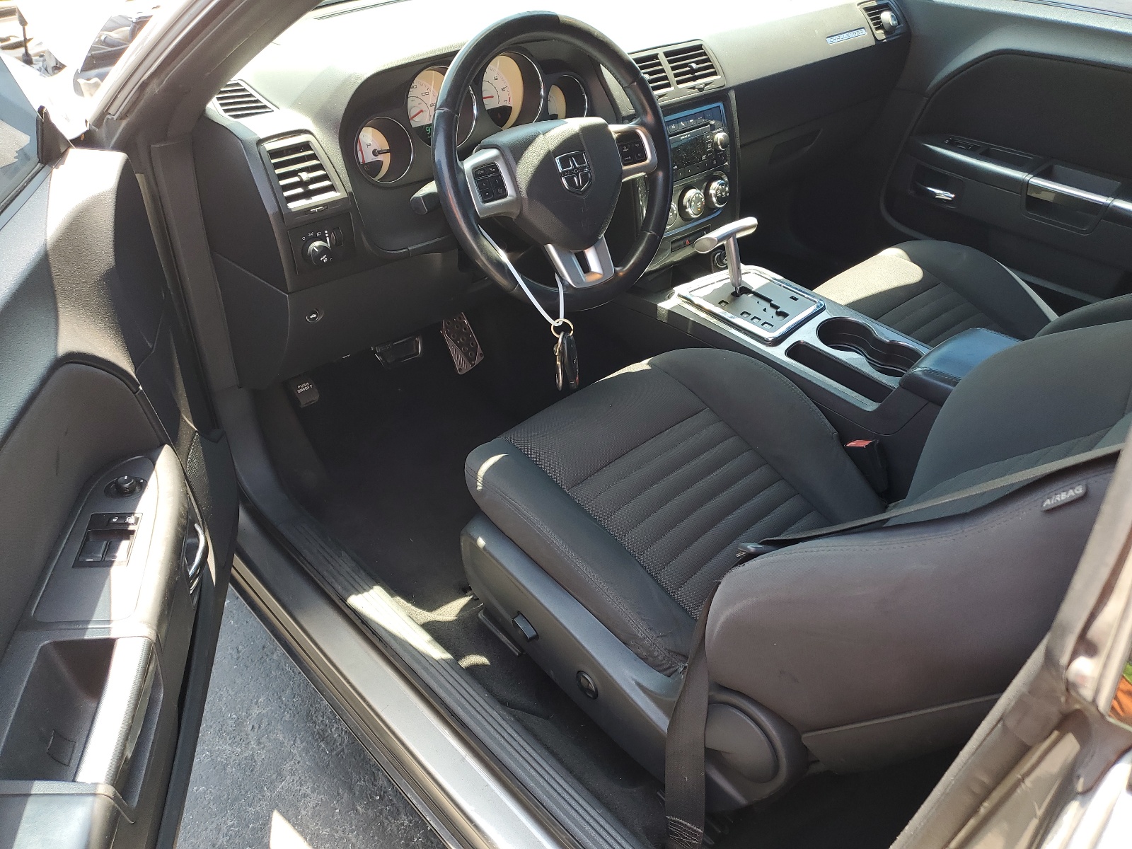 2B3CJ4DG4BH561861 2011 Dodge Challenger