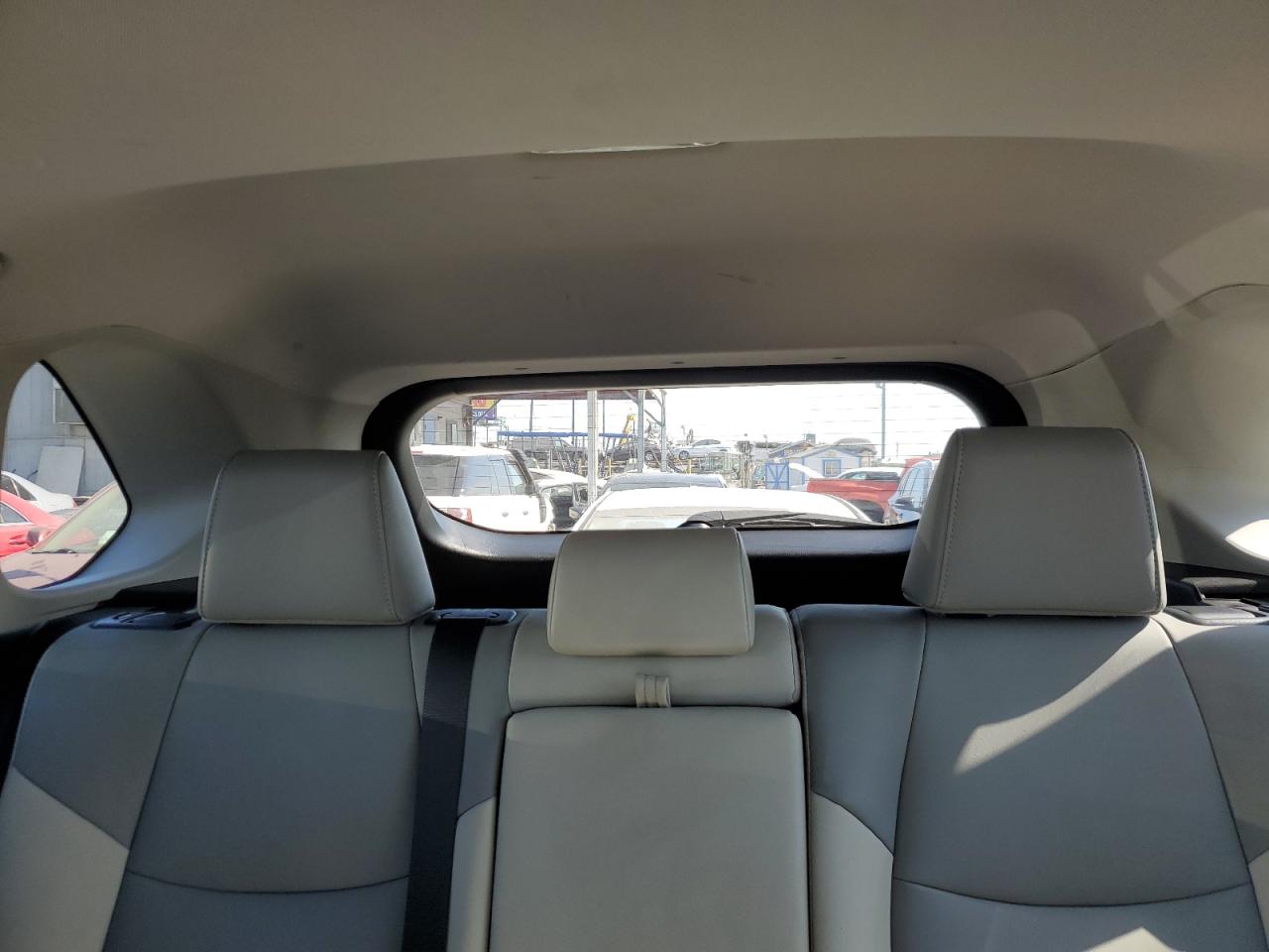 2020 Toyota Rav4 Xle Premium VIN: 2T3C1RFV7LW058575 Lot: 63860884